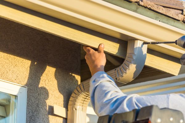 Aluminum Rain Gutter Service in Waukesha