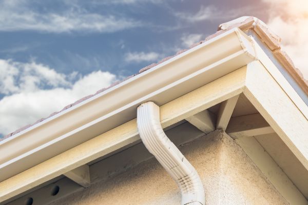 Seamless Gutter Replacement in Waukesha