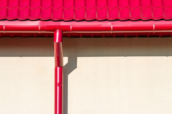 Cost of Downspout Reattachment in Waukesha